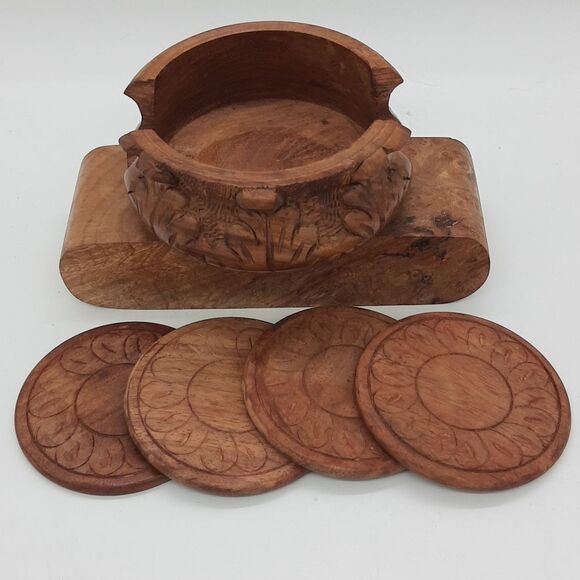 𝅺SET of 4 Hand carved Coasters - Picture 2 of 9